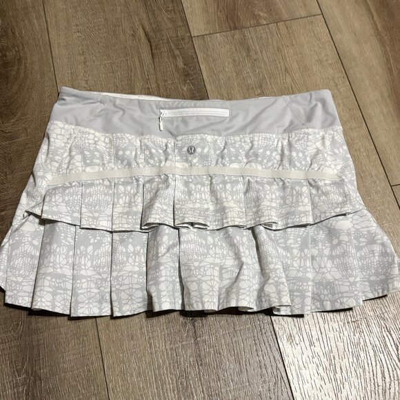 LULULEMON Run Pace Setter Skirt Skort Size 10 - Picture 1 of 12
